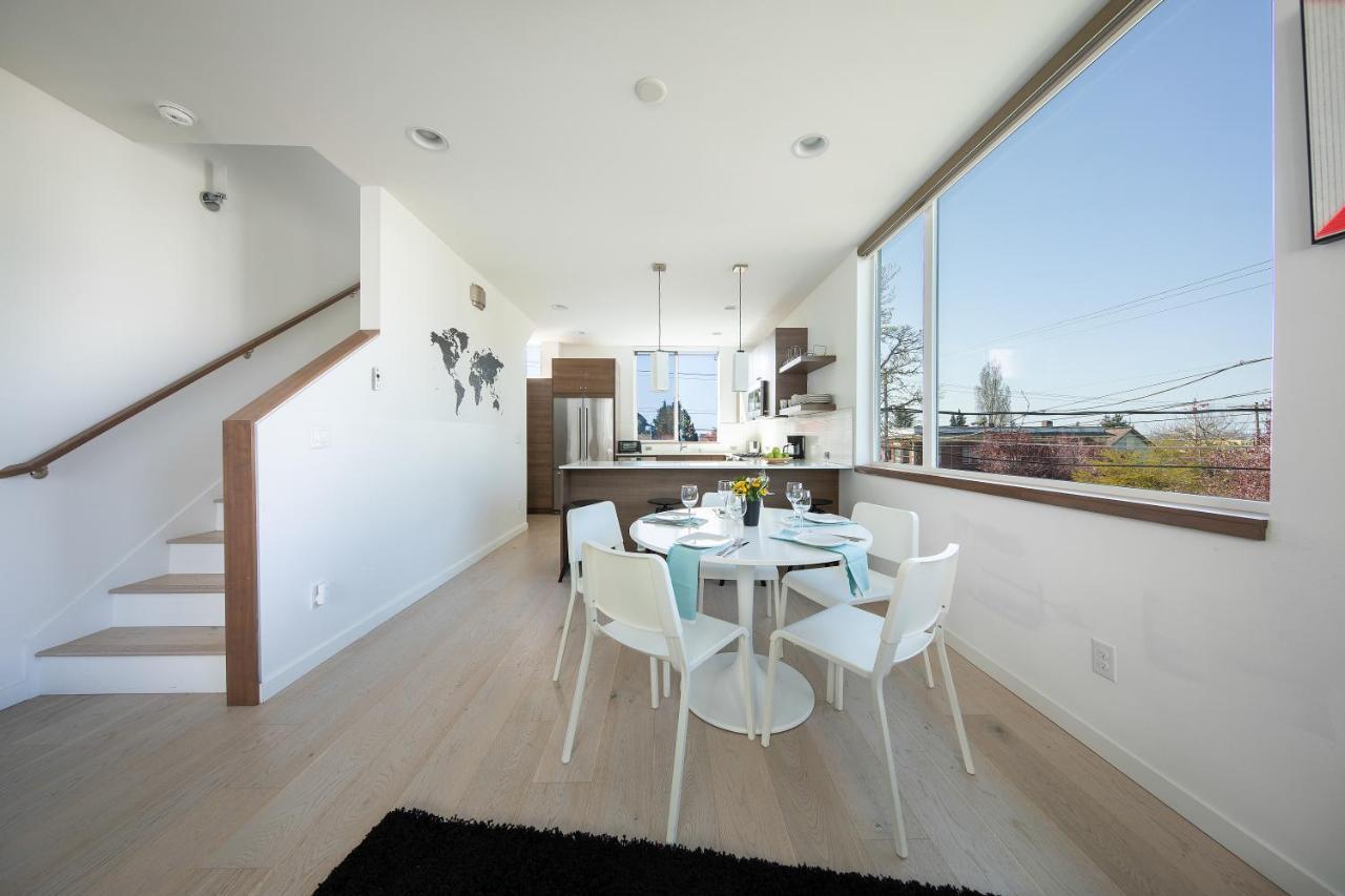 Modern Townhome In Seattle'S Central District With Rooftop Exterior foto